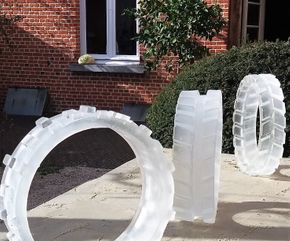 ‘Trails and Tracks’ …installatie.